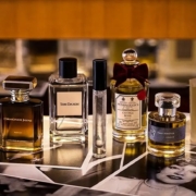 واردات عطر به ایران